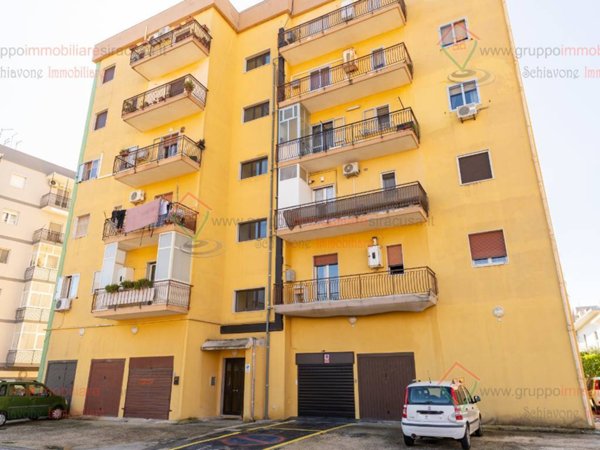 appartamento in vendita a Siracusa in zona Scala Greca