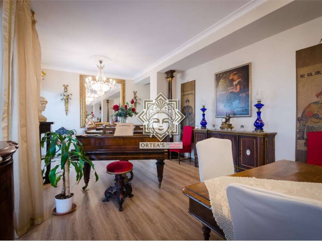 appartamento in vendita a Siracusa in zona Centro Città