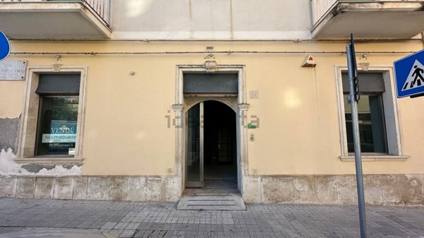 locale commerciale in vendita a Siracusa in zona Centro Città