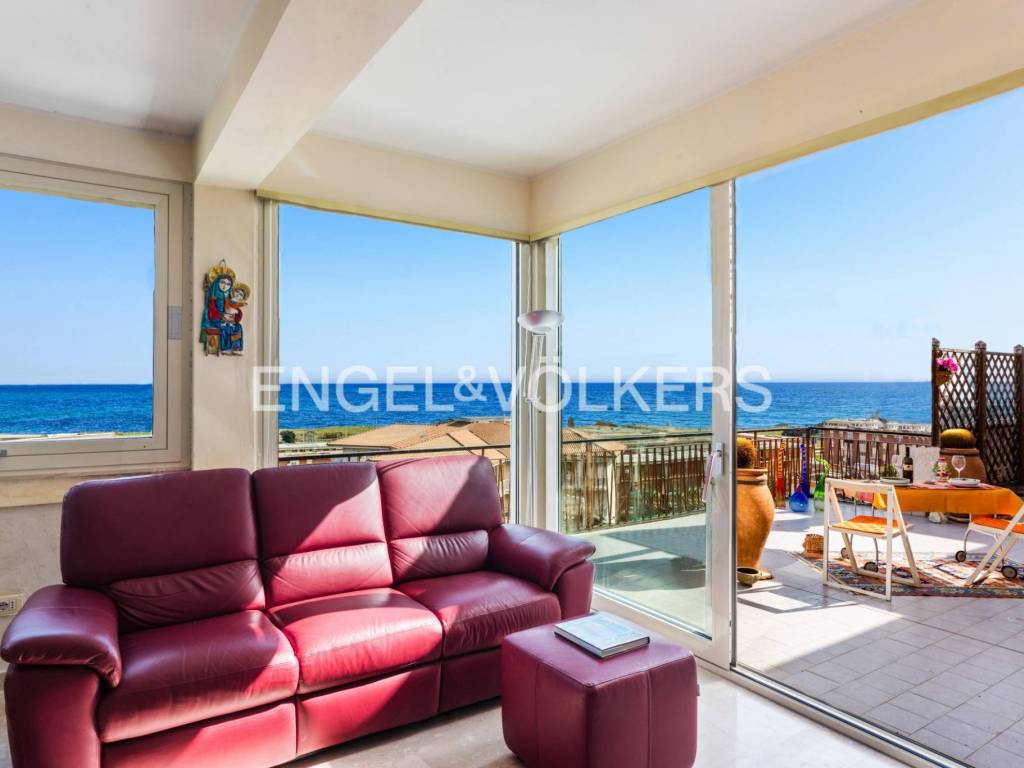 appartamento in vendita a Siracusa in zona Grottasanta