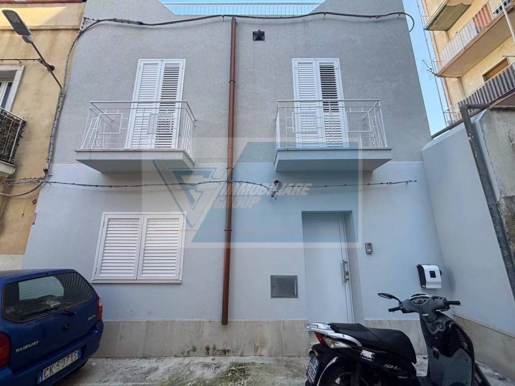 casa indipendente in vendita a Siracusa in zona Centro Città