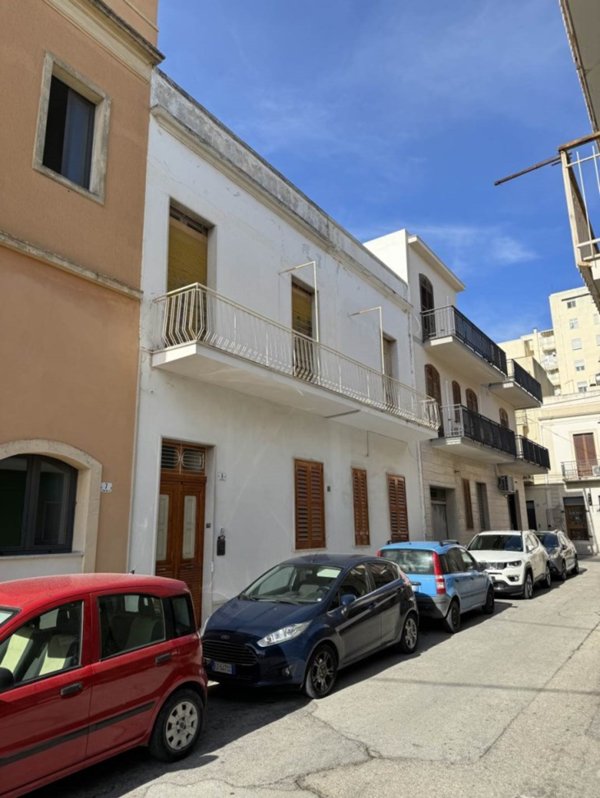 casa indipendente in vendita a Siracusa in zona Centro Città