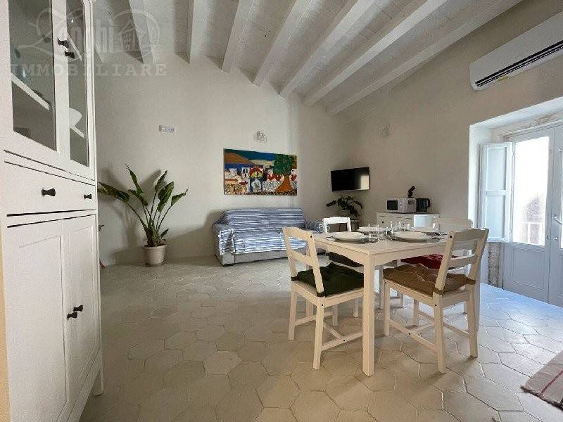 appartamento in vendita a Siracusa in zona Isola Ortigia