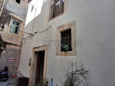 appartamento in vendita a Siracusa in zona Centro Città