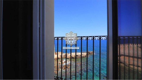 appartamento in vendita a Siracusa in zona Isola Ortigia