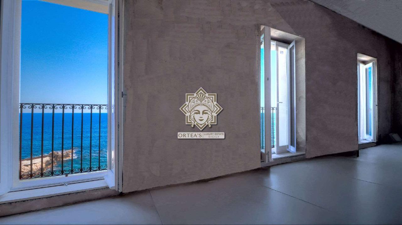 appartamento in vendita a Siracusa in zona Isola Ortigia