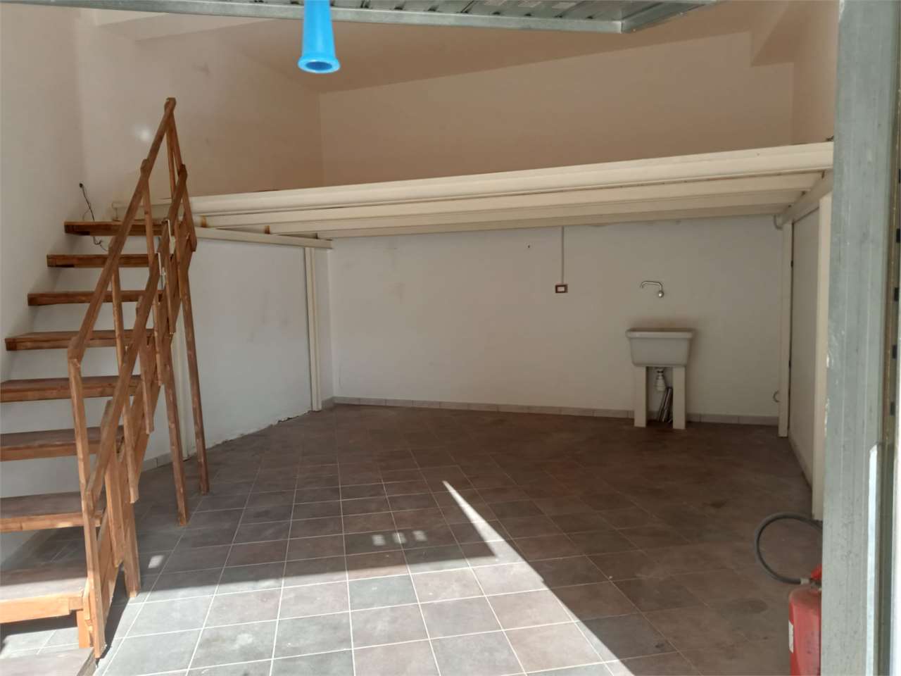 locale di sgombero in vendita a Siracusa