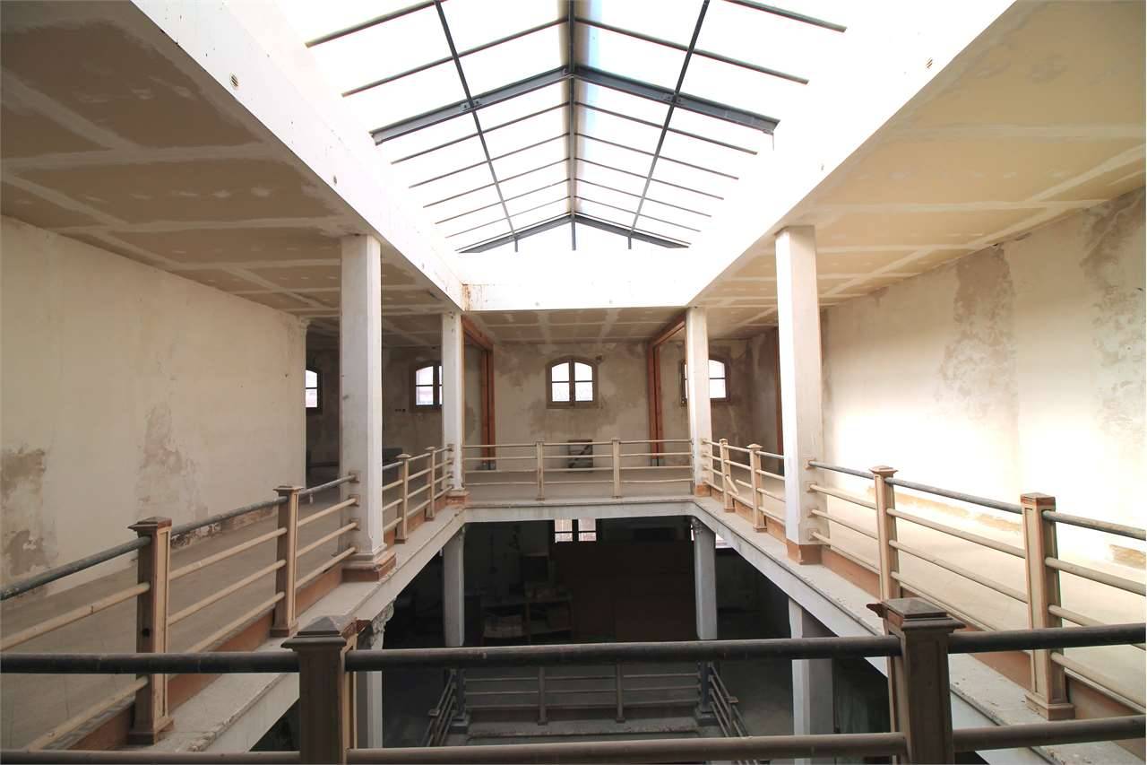 intera palazzina in vendita a Siracusa in zona Isola Ortigia