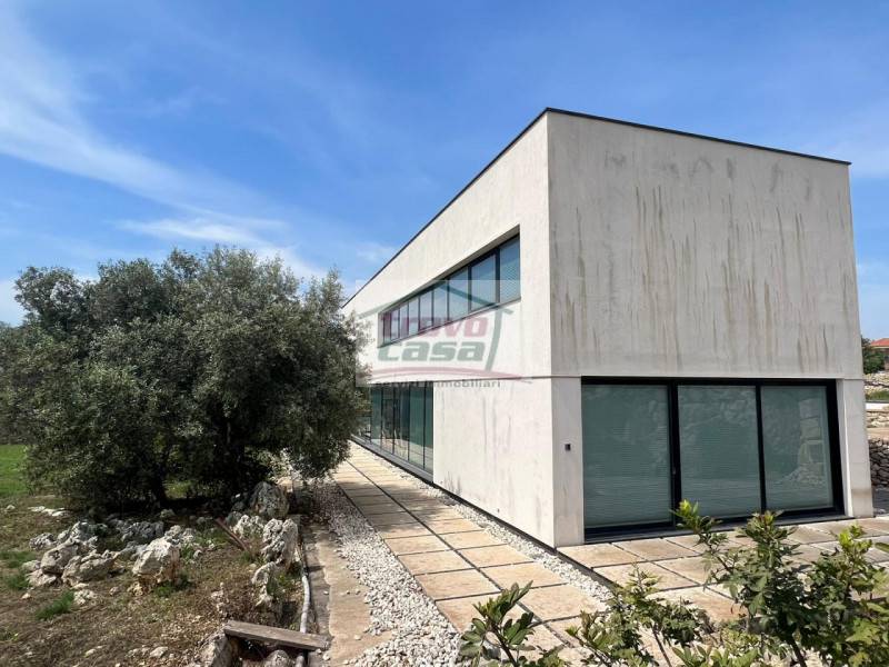 casa indipendente in vendita a Siracusa in zona Belvedere