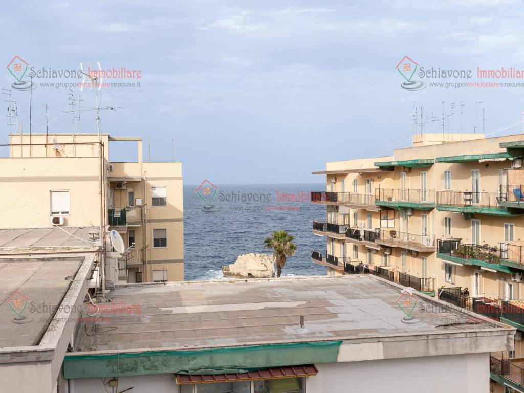 appartamento in vendita a Siracusa in zona Grottasanta