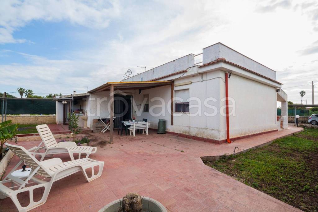 casa indipendente in vendita a Siracusa in zona Cassibile