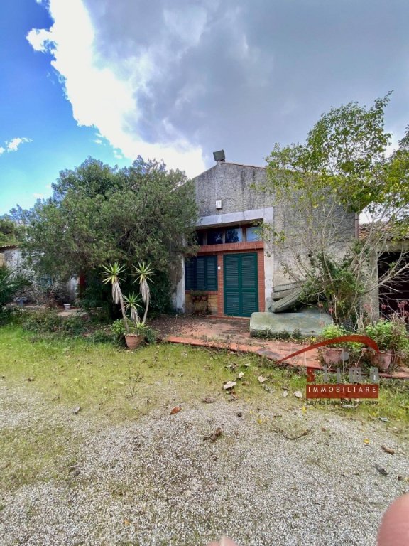 casa indipendente in vendita a Siracusa in zona Fontane Bianche