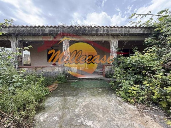 casa indipendente in vendita a Siracusa in zona Arenella