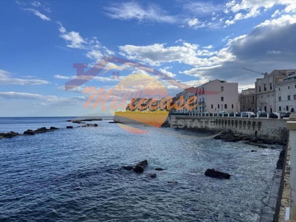 appartamento in vendita a Siracusa in zona Isola Ortigia