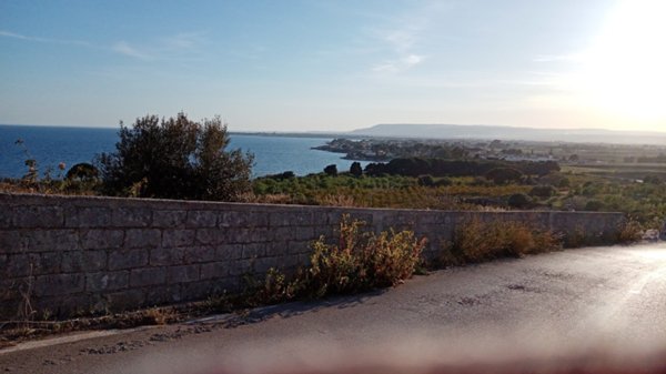 casa indipendente in vendita a Siracusa in zona Fontane Bianche