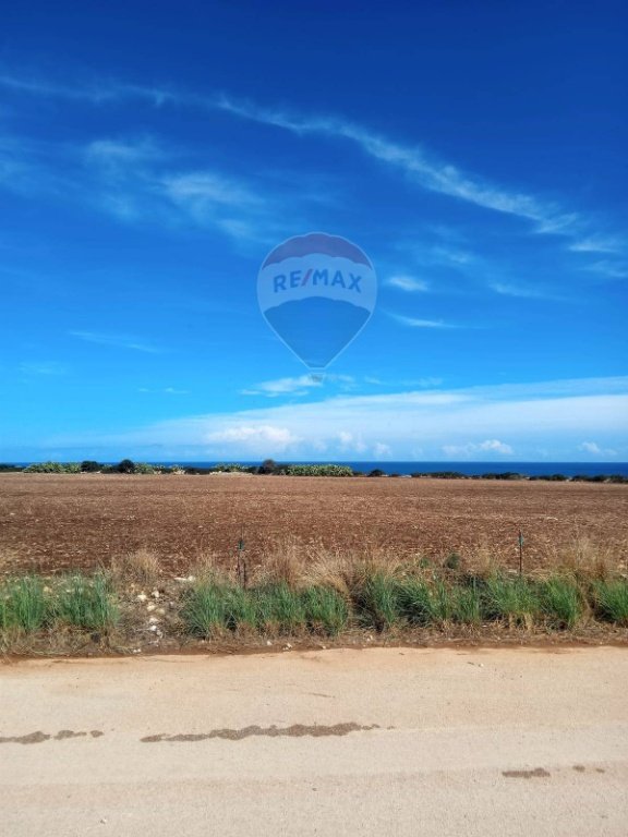 casa indipendente in vendita a Siracusa in zona Fontane Bianche