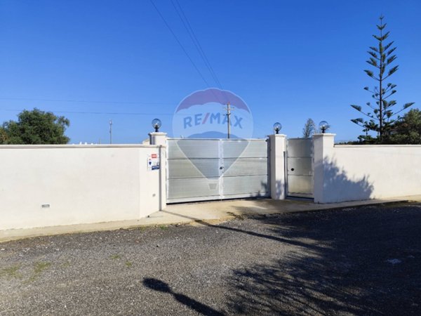 terreno edificabile in vendita a Siracusa in zona Fontane Bianche