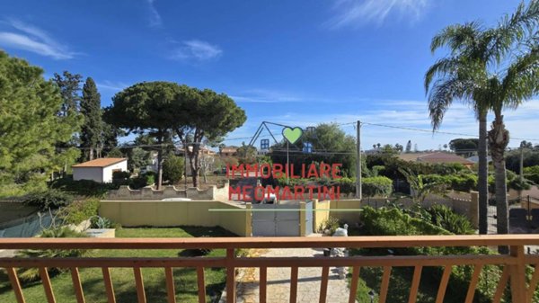 casa indipendente in vendita a Siracusa in zona Arenella