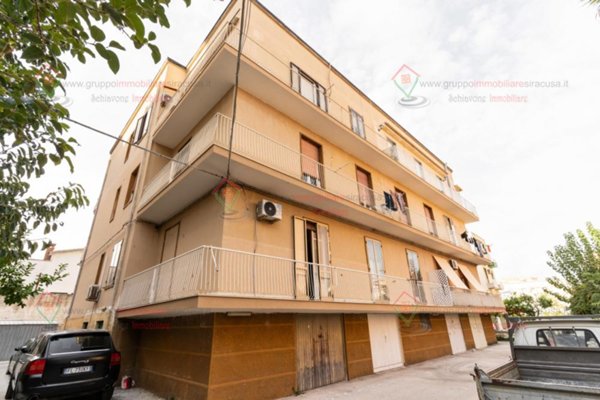 appartamento in vendita a Siracusa in zona Grottasanta