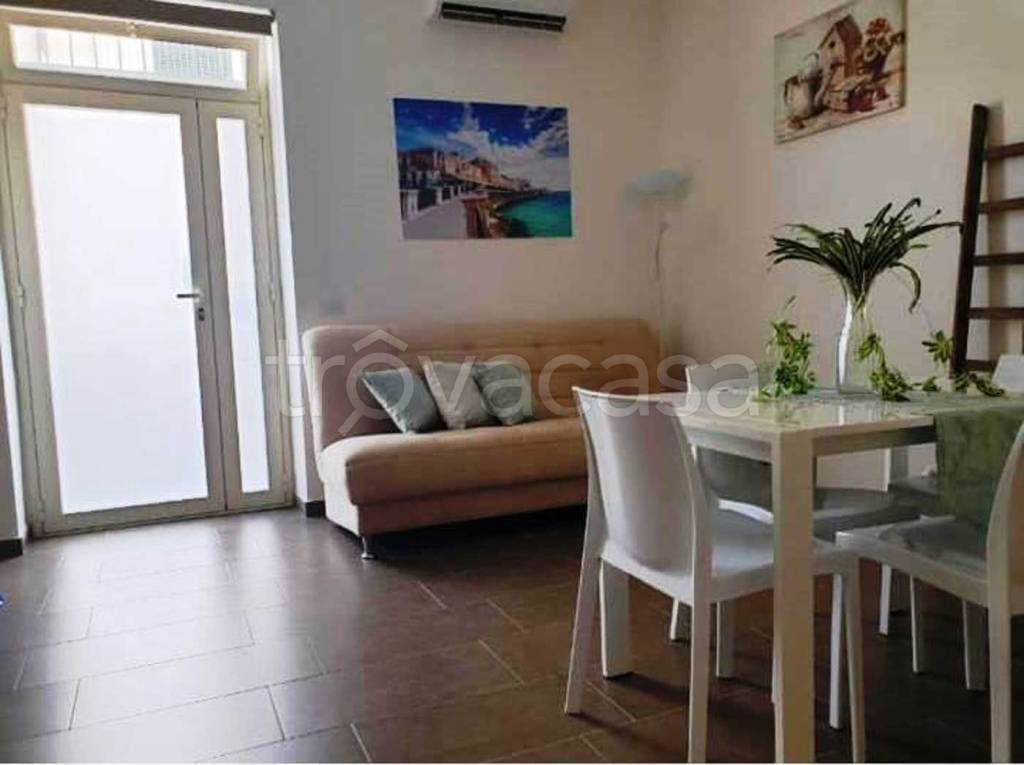 appartamento in vendita a Siracusa in zona Borgata