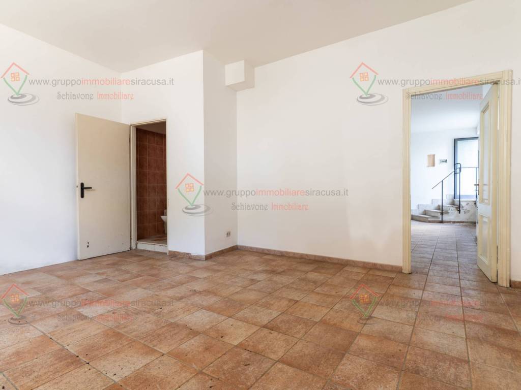 ufficio in vendita a Siracusa in zona Centro Città