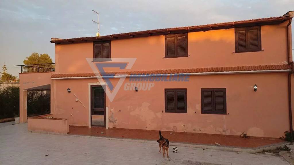 casa indipendente in vendita a Siracusa in zona Isola Ortigia
