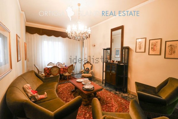 appartamento in vendita a Siracusa in zona Centro Città