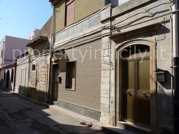 casa indipendente in vendita a Siracusa in zona Cassibile