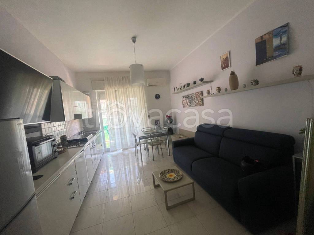 appartamento in vendita a Siracusa in zona Scala Greca