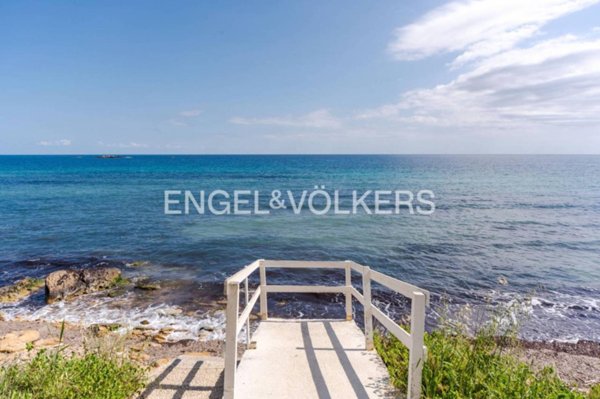casa indipendente in vendita a Siracusa in zona Isola / Plemmirio