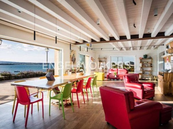 casa indipendente in vendita a Siracusa in zona Isola / Plemmirio