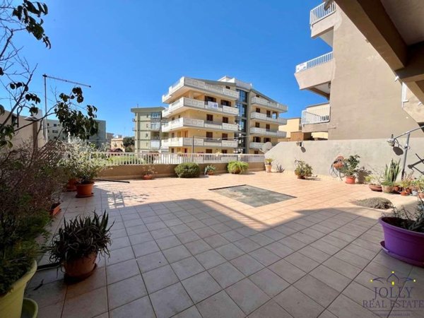 appartamento in vendita a Siracusa in zona Grottasanta