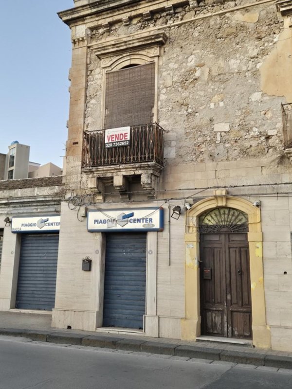 appartamento in vendita a Siracusa in zona Isola Ortigia