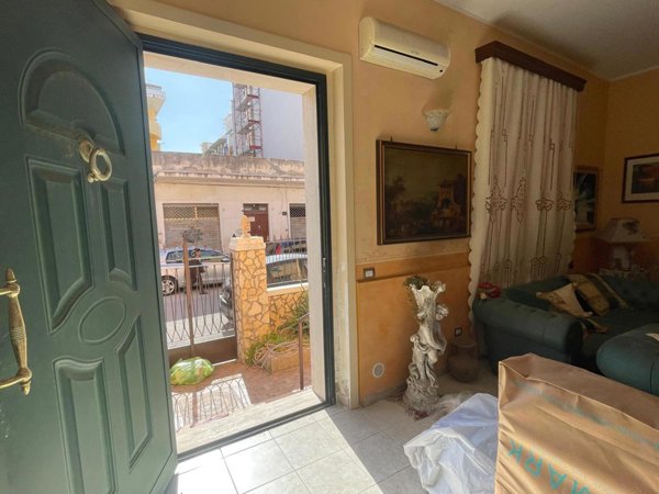 appartamento in vendita a Siracusa in zona Grottasanta