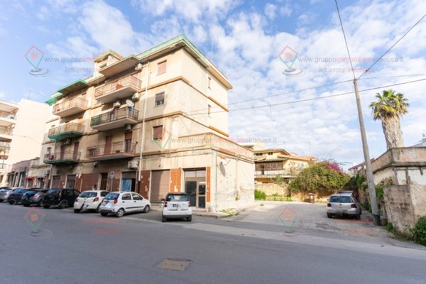 locale commerciale in vendita a Siracusa