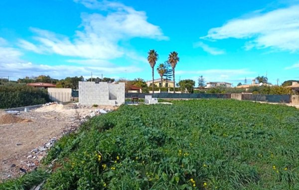 casa indipendente in vendita a Siracusa in zona Isola / Plemmirio