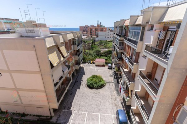 appartamento in vendita a Siracusa in zona Grottasanta