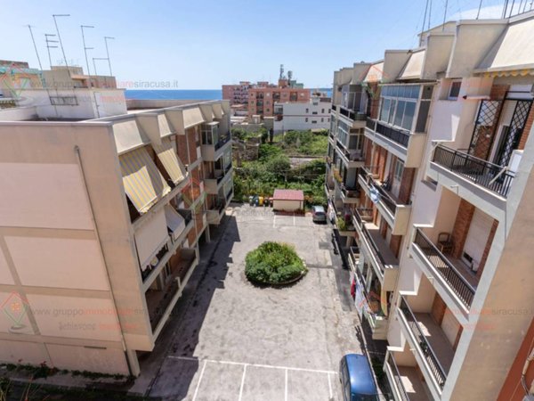 appartamento in vendita a Siracusa in zona Grottasanta