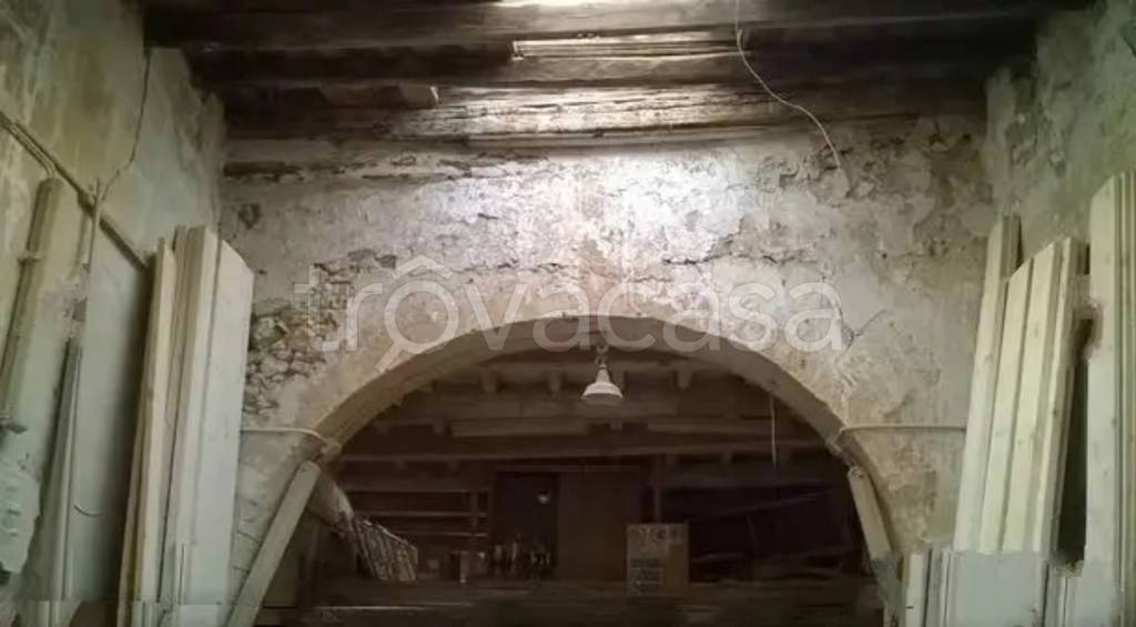 appartamento in vendita a Siracusa in zona Isola Ortigia