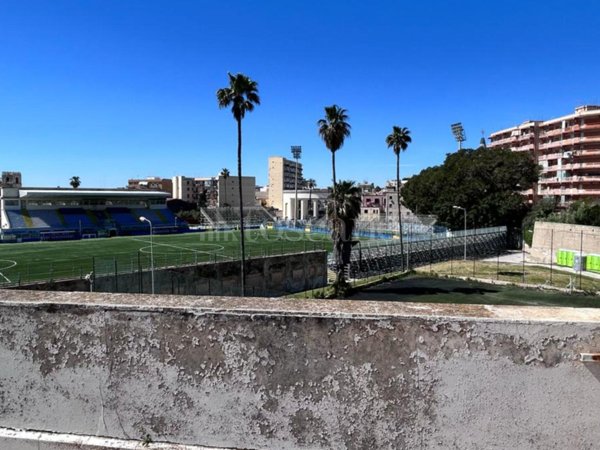 casa indipendente in vendita a Siracusa in zona Borgata