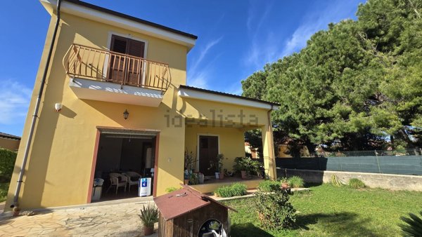 casa indipendente in vendita a Siracusa in zona Arenella