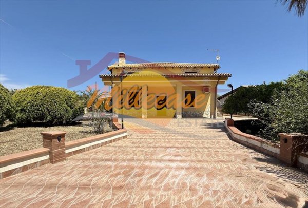 casa indipendente in vendita a Siracusa in zona Isola / Plemmirio