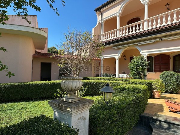 casa indipendente in vendita a Siracusa in zona Epipoli
