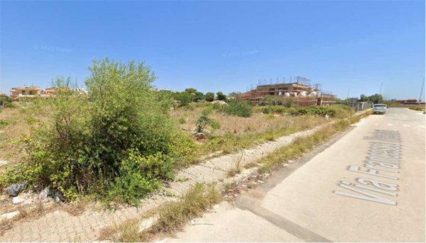 terreno edificabile in vendita a Siracusa in zona Fontane Bianche