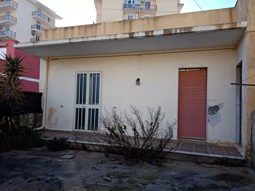 casa indipendente in vendita a Siracusa in zona Belvedere