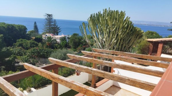 casa indipendente in vendita a Siracusa in zona Isola / Plemmirio