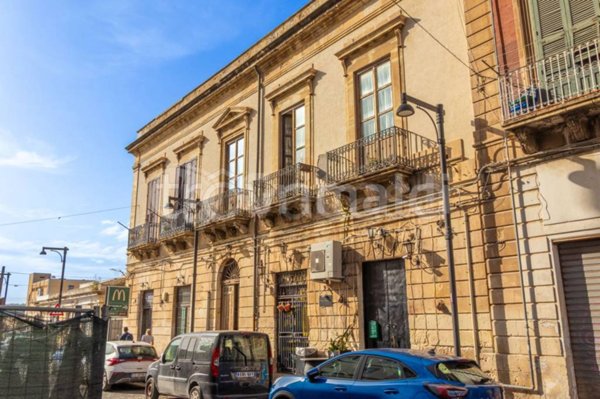 appartamento in vendita a Siracusa in zona Isola Ortigia