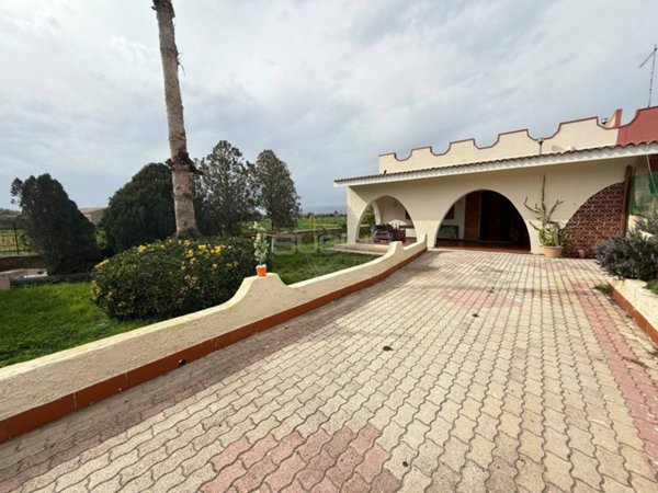 casa indipendente in vendita a Siracusa in zona Ognina