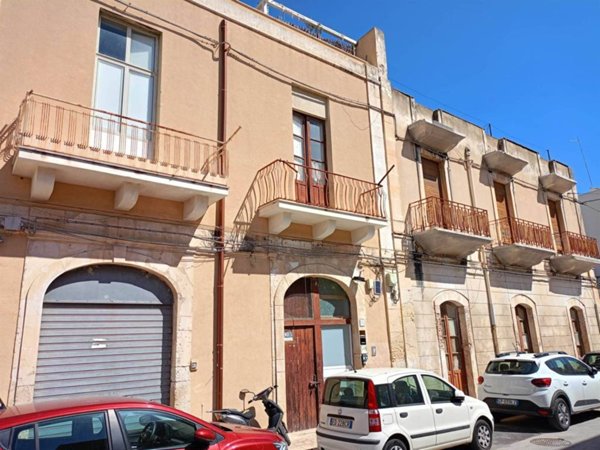 appartamento in vendita a Siracusa in zona Centro Città