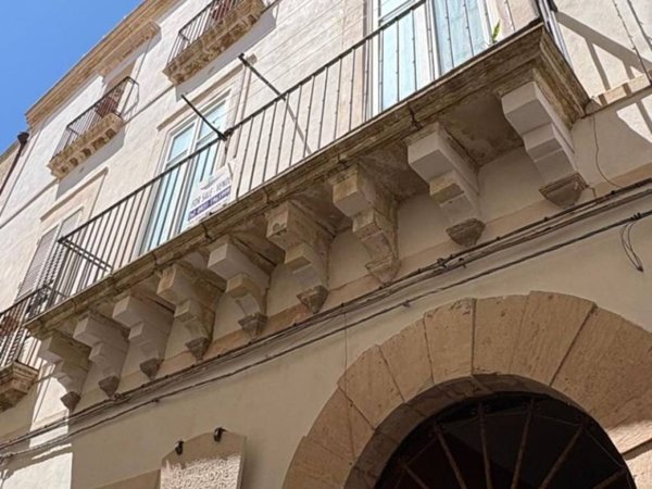 appartamento in vendita a Siracusa in zona Isola Ortigia